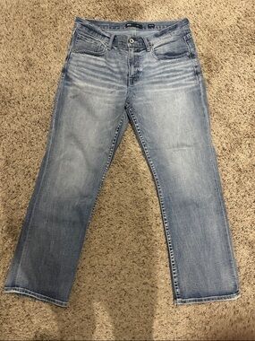 BKE Buckle Men's Light Wash Straight Jake Jeans - Blue